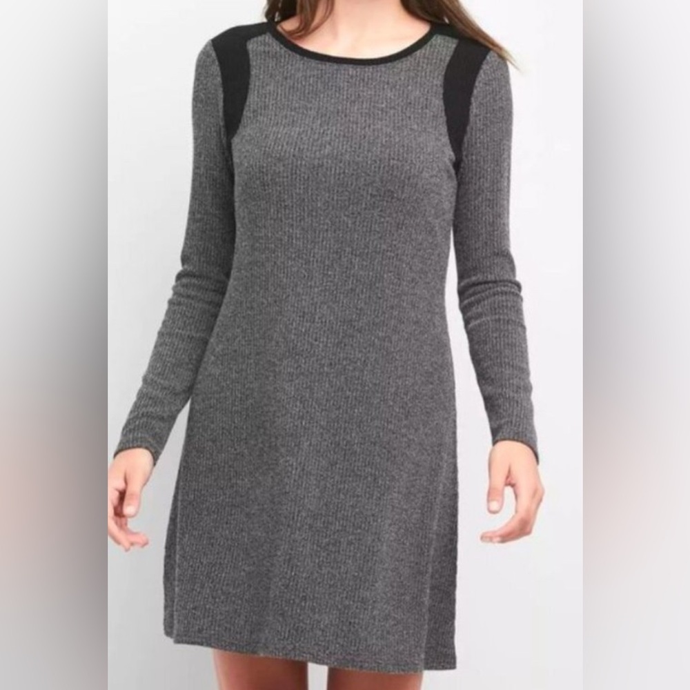 GAP Dark Gray Long Sleeve Knit Dress